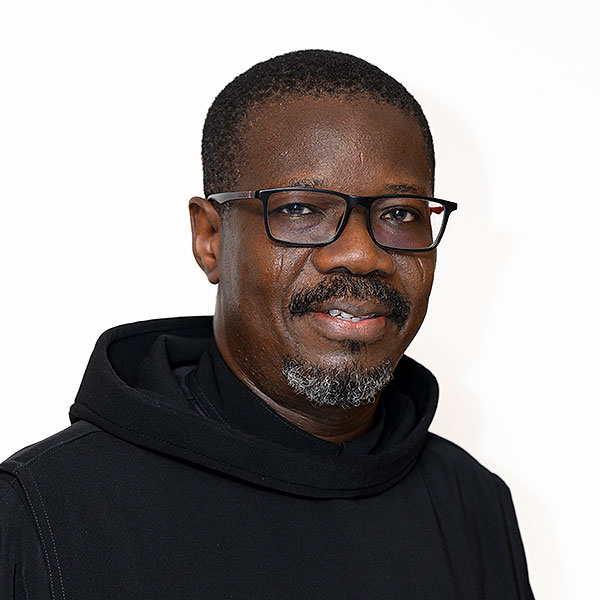 Das Bild zeigt Generalprior Pascal Ahodegnon.