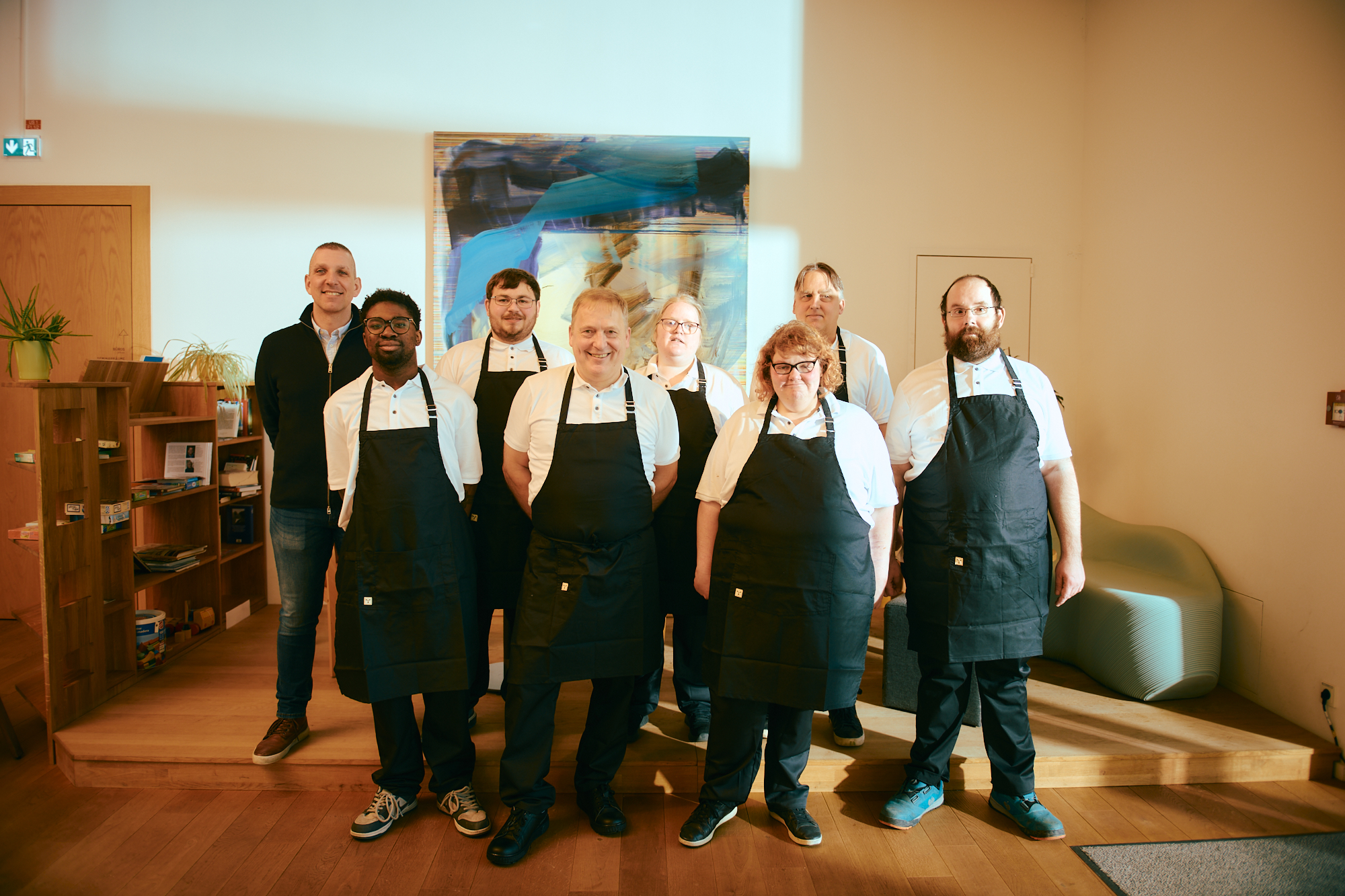 Das Bild zeigt das Team des Das Bistro ErneuerBar.